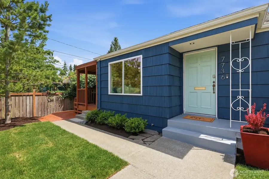 7736 38th Avenue Sw, Seattle, WA 98126 - #3