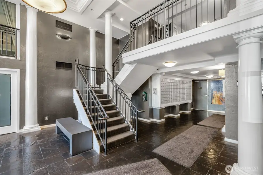 425 Vine Street #706, Seattle, WA 98121 - #3