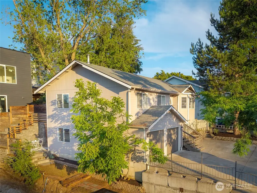 5050 35th Avenue S, Seattle, WA 98118 - #3