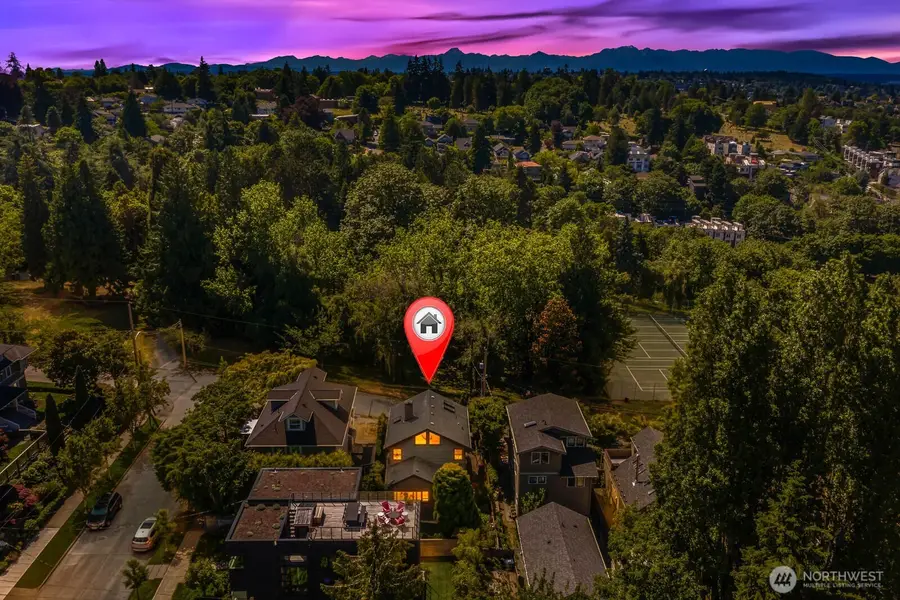 2706 1st Avenue W, Seattle, WA 98119 - #3