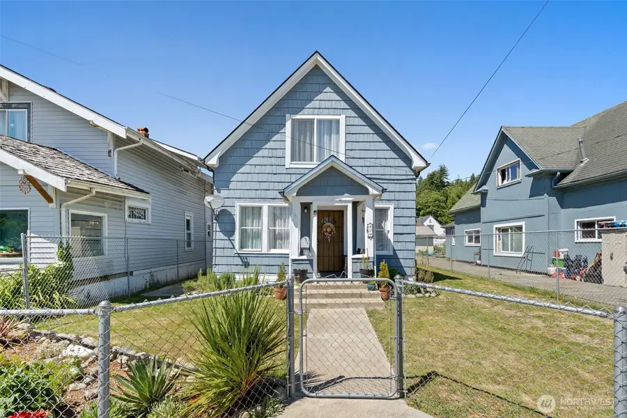 419 Karr Avenue, Hoquiam, WA 98550 - #3