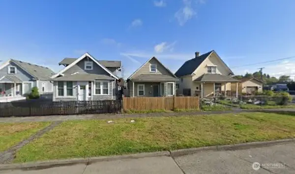 817 E 35th Street, Tacoma, WA 98404
