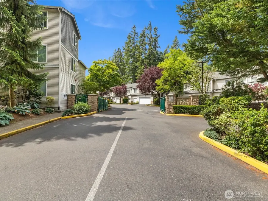 12530 Admiralty Way #J103, Everett, WA 98204 - #2