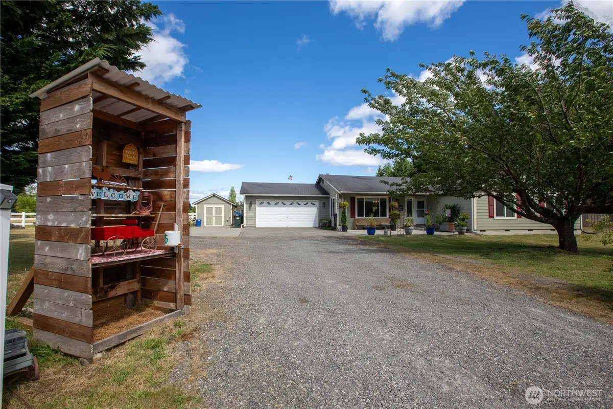 10548 179th Avenue Sw, Rochester, WA 98579 - #1