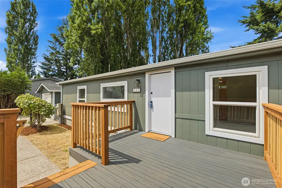 517 1st Avenue E, Pacific, WA 98047 - #2