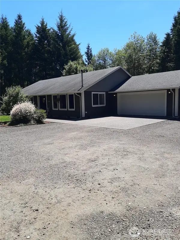 41 W Elma Hicklin Road, McCleary, WA 98557