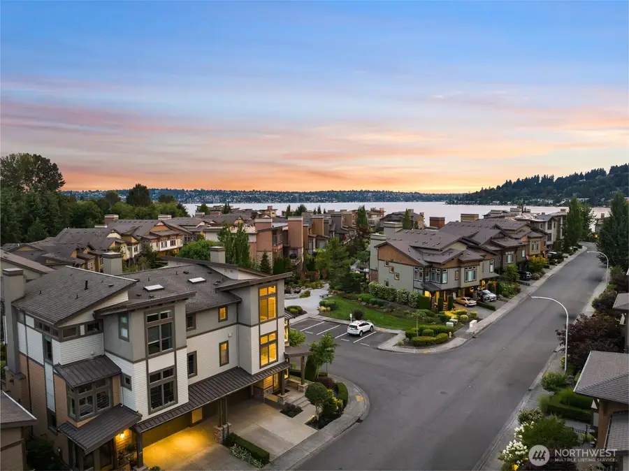 1211 N 42nd Place, Renton, WA 98056 - #2