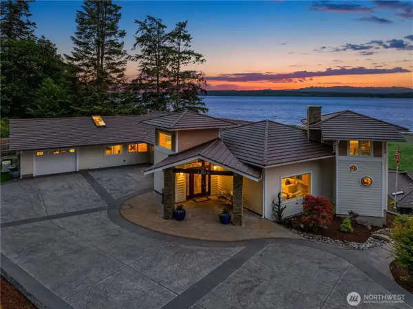 2106 Breezy Point Road, Camano Island, WA 98282