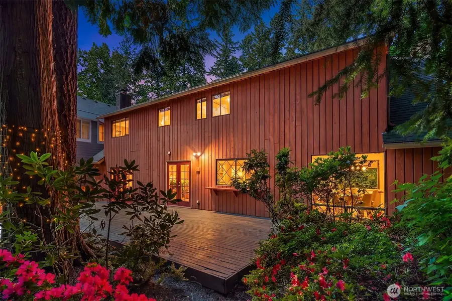 2302 126th Avenue Ne, Bellevue, WA 98005 - #2
