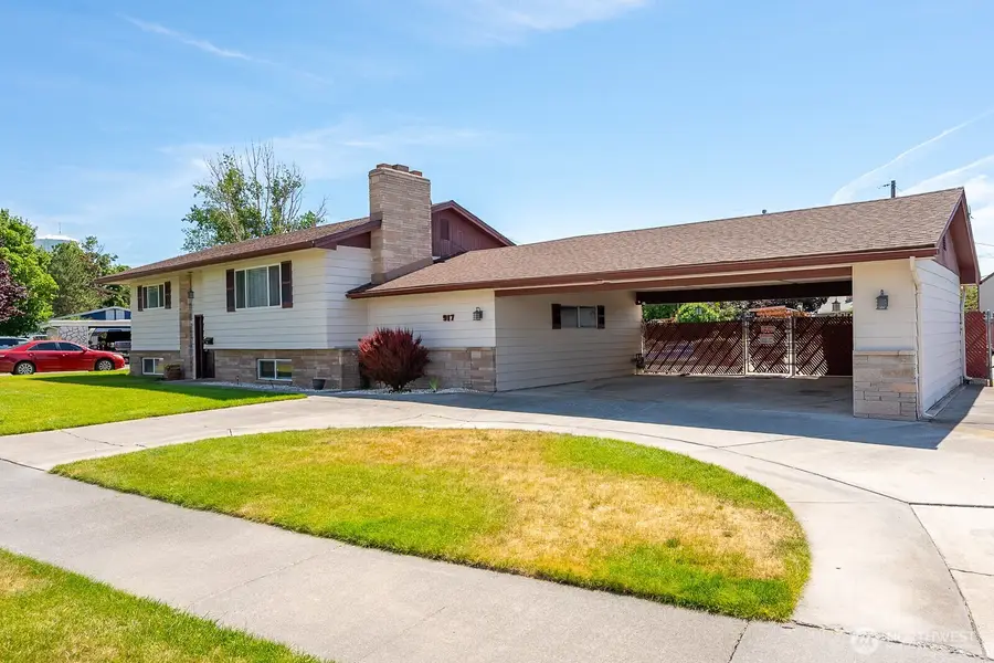917 S Dahlia Drive, Moses Lake, WA 98837 - #3