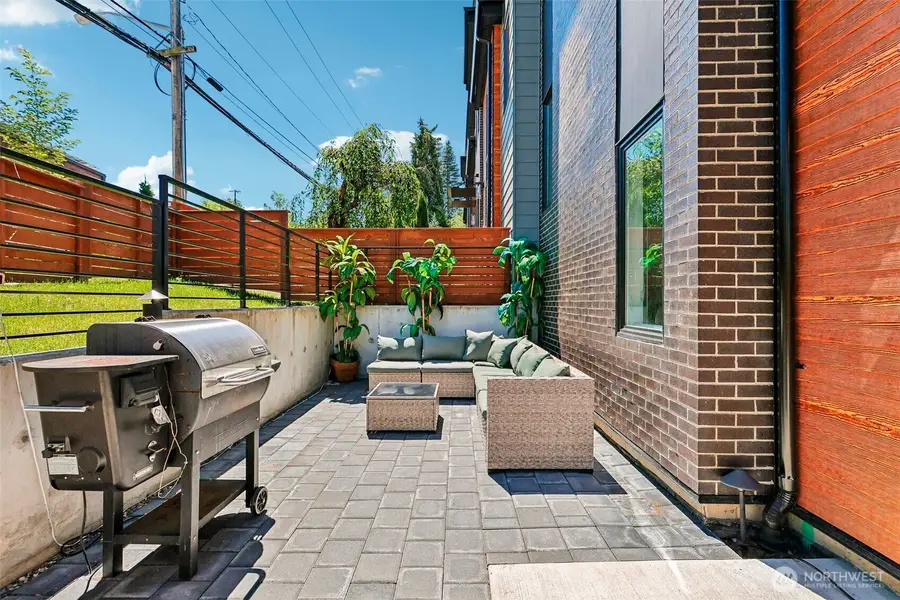 117 6th Street #E, Kirkland, WA 98033 - #3