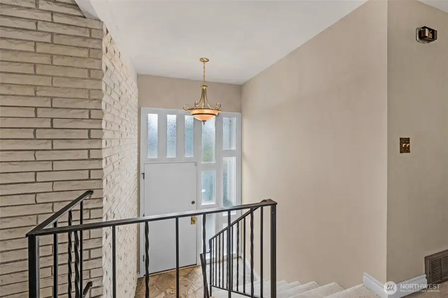19122 34th Place S, Seatac, WA 98168 - #3