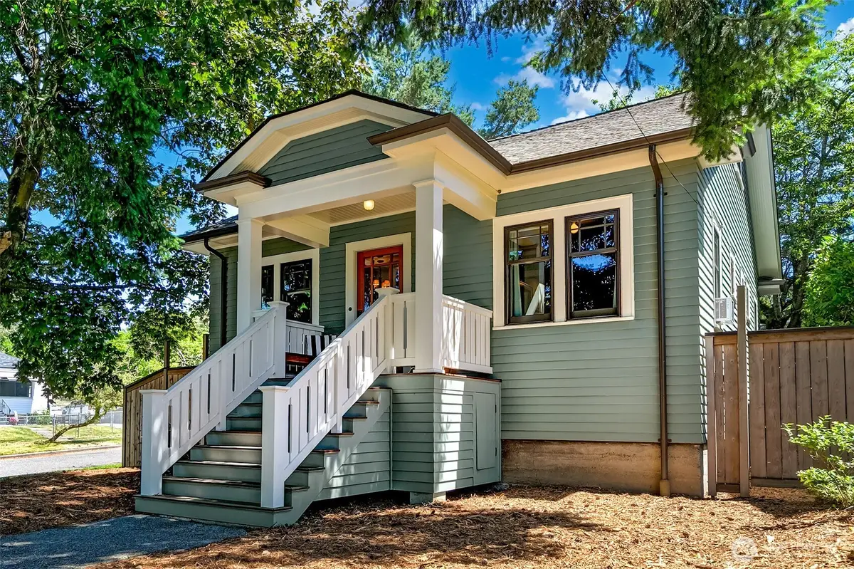 360 27th Avenue, Seattle, WA 98122 - #1