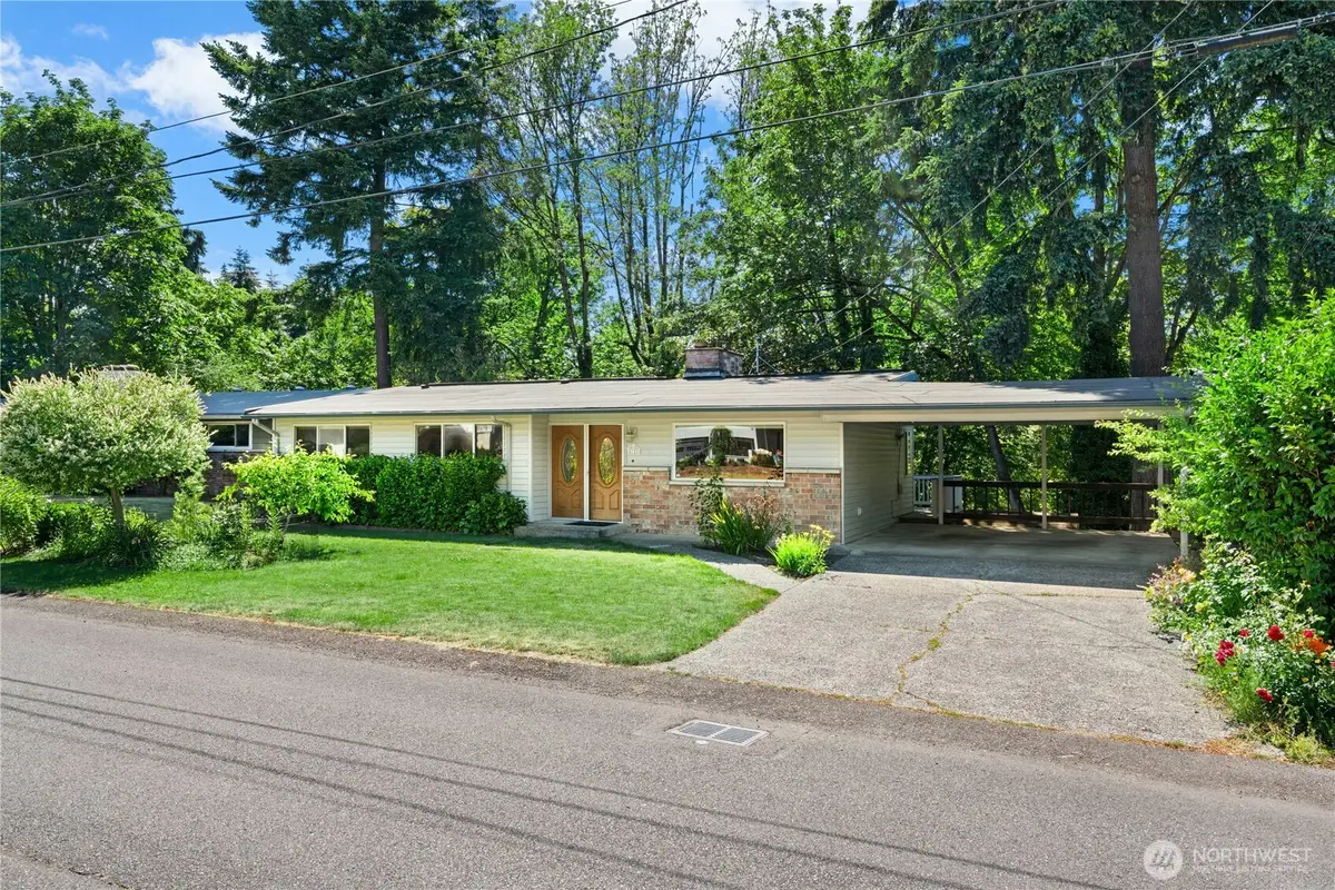 5221 120th Avenue Se, Bellevue, WA 98006 - #1