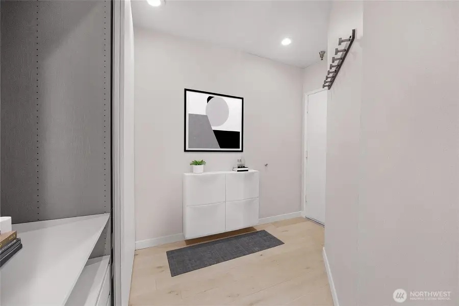 435 Summit Avenue E #402, Seattle, WA 98102 - #3