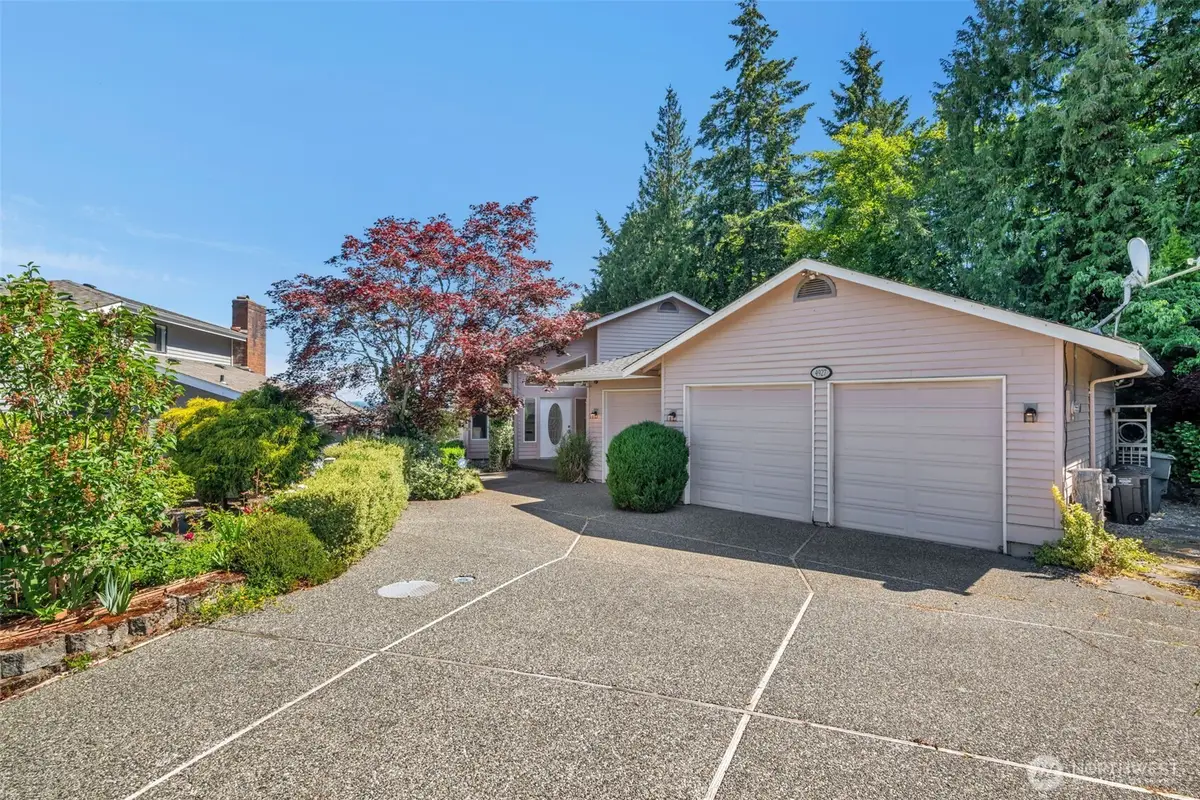 4927 23rd Avenue W, Everett, WA 98203 - #1