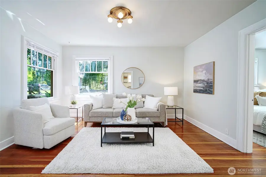 19 Dravus Street, Seattle, WA 98109 - #3