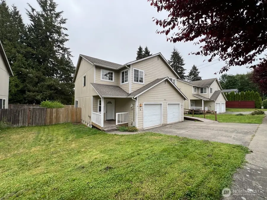 512 N 4th Avenue Sw, Tumwater, WA 98512 - #2
