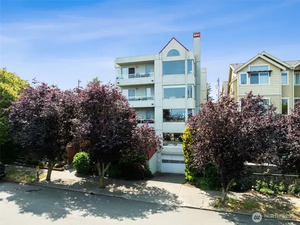 1613 California Avenue Sw #101, Seattle, WA 98116