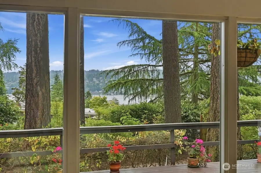 15804 35th Avenue Ne, Lake Forest Park, WA 98155 - #3