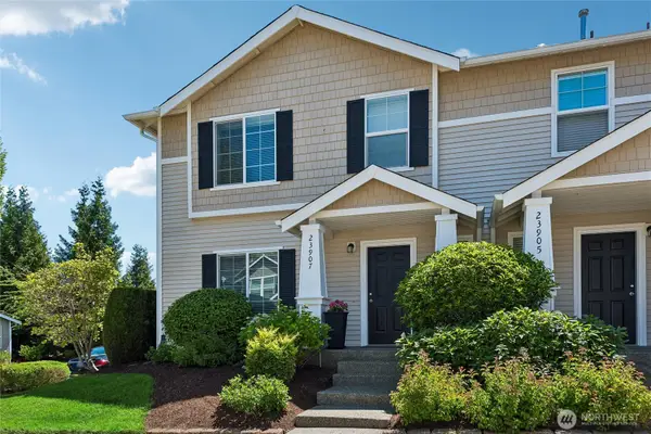 23907 NE 113th Lane, Redmond, WA 98053