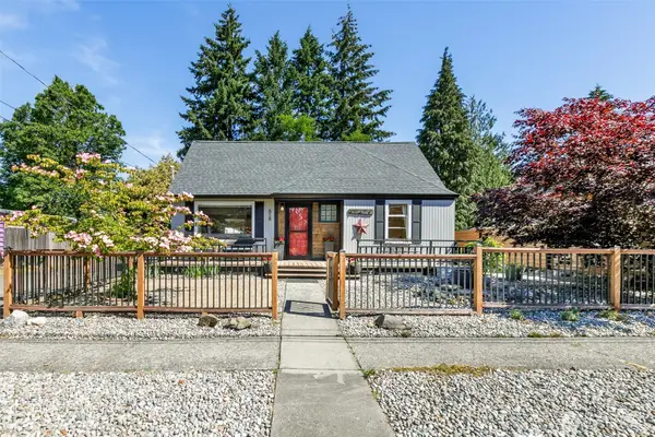 618 138th Street Sw, Burien, WA 98166