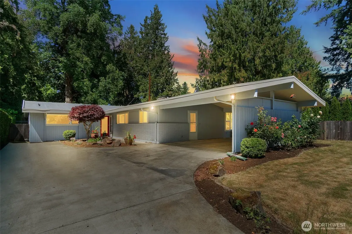 5320 S Kenyon Street, Seattle, WA 98118 - #1