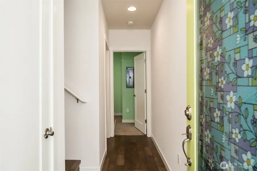 6408 14th Avenue Nw #B, Seattle, WA 98107 - #2
