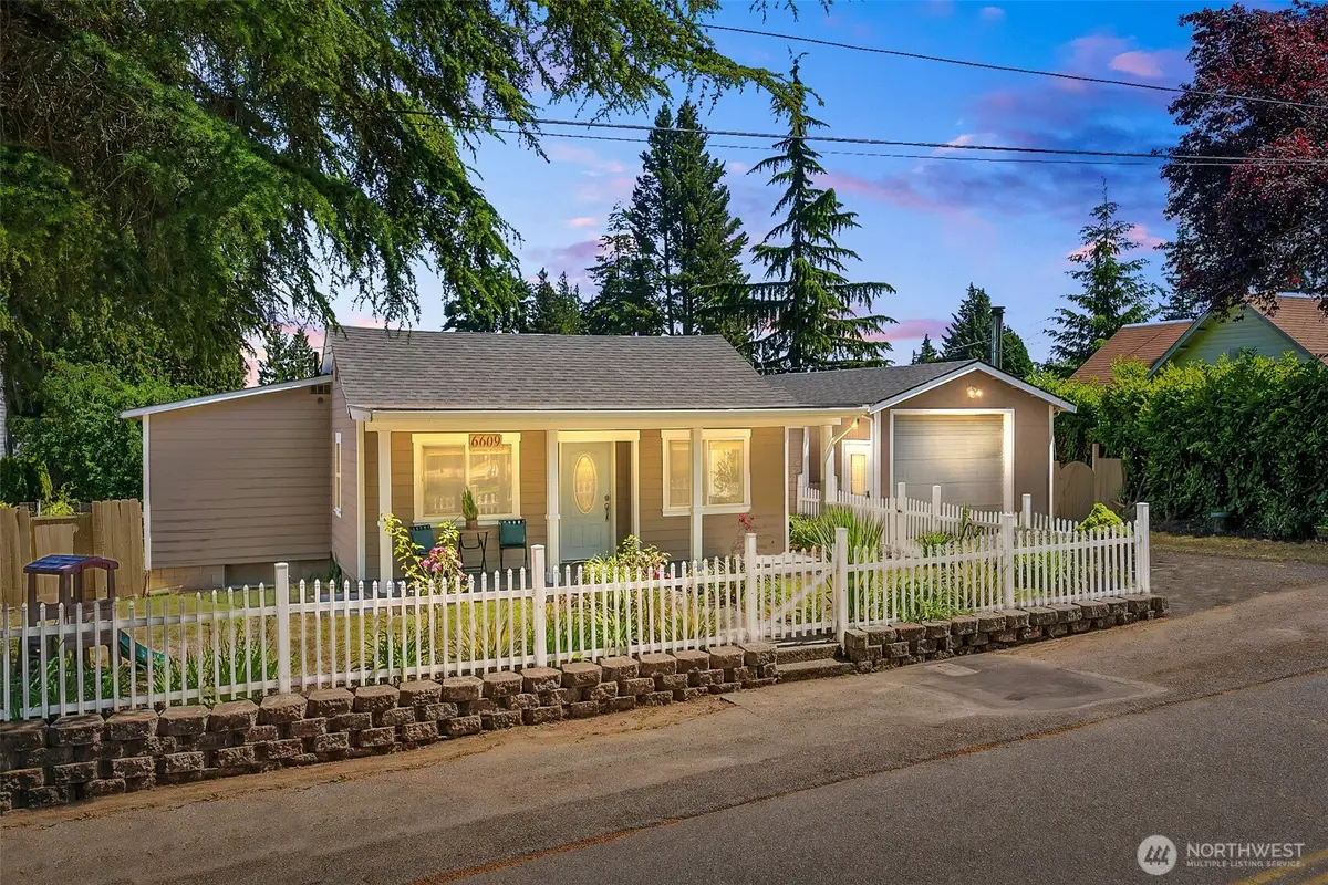 6609 Elliot Way, Everett, WA 98203 - #1
