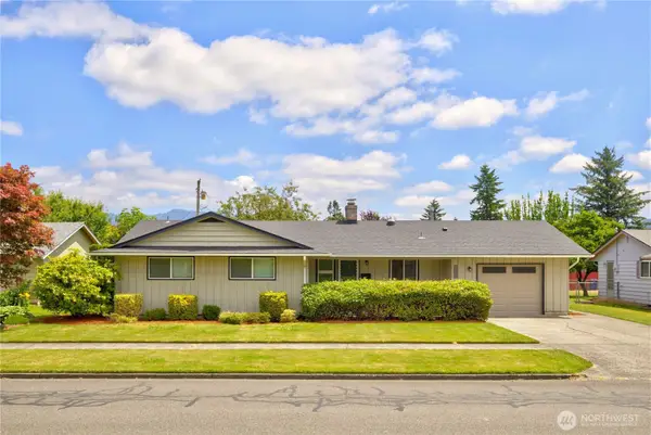 1209 Florence Street, Enumclaw, WA 98022