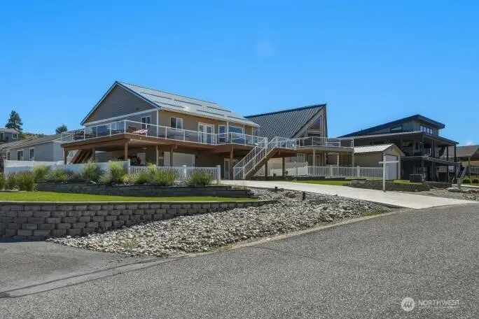 180 E Marine View Place, Orondo, WA 98843 - #1