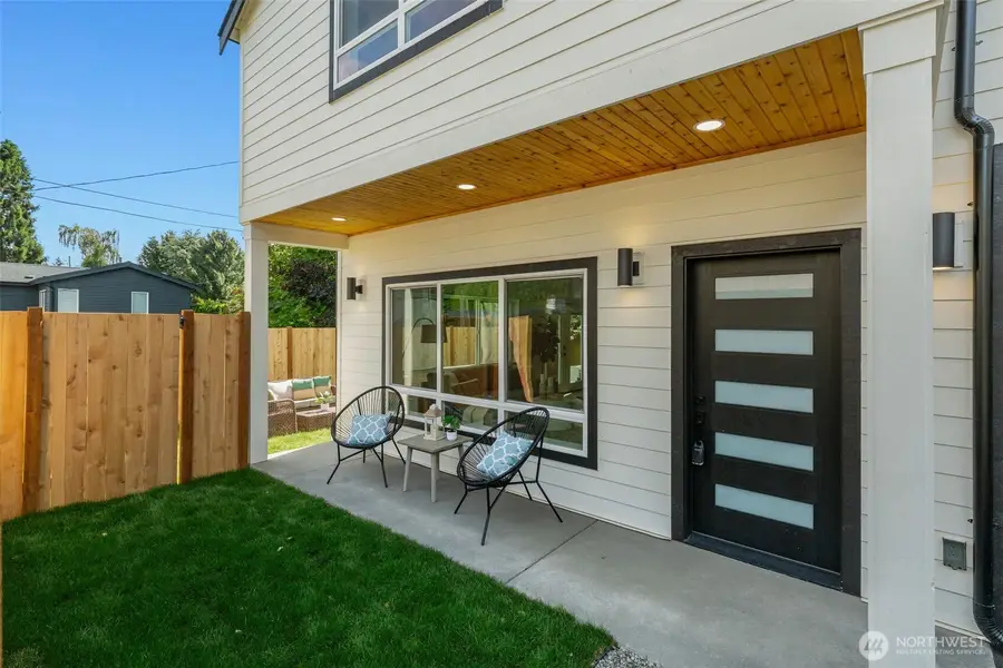 10053 8th Avenue Nw, Seattle, WA 98177 - #2