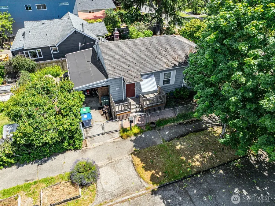 5050 50th Avenue Sw, Seattle, WA 98136 - #3