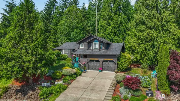 209 W Beacon Hill Drive, Longview, WA 98632