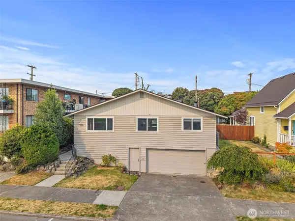 2516 Rockefeller Avenue #A, B, Everett, WA 98201