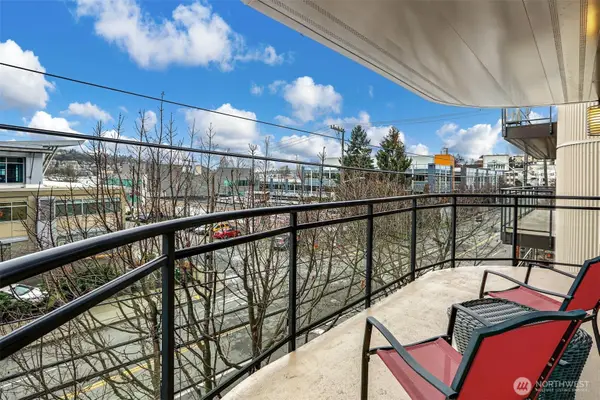 1550 Eastlake Avenue E #203, Seattle, WA 98102