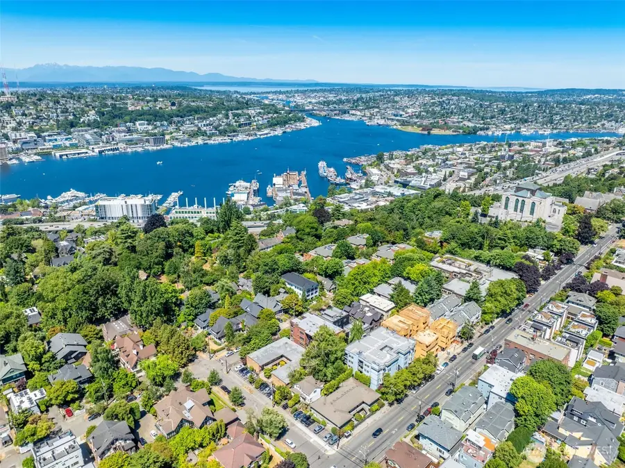 910 E Prospect Street, Seattle, WA 98102 - #2