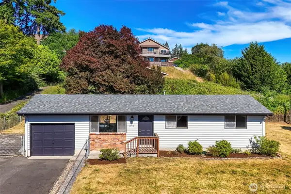 12712 1st Avenue Ct E, Tacoma, WA 98445