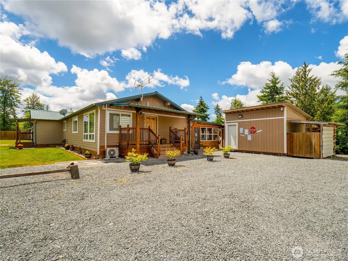 33620 45th Avenue Ct E, Eatonville, WA 98328 - #1