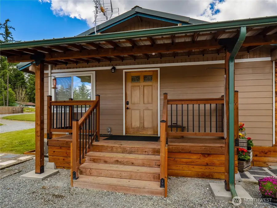 33620 45th Avenue Ct E, Eatonville, WA 98328 - #2