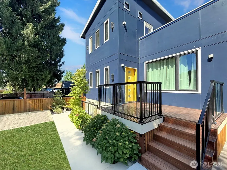 620 Stevens Avenue Nw, Renton, WA 98507 - #2