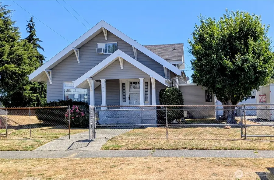 6101 Tacoma Avenue S, Tacoma, WA 98408 - #2