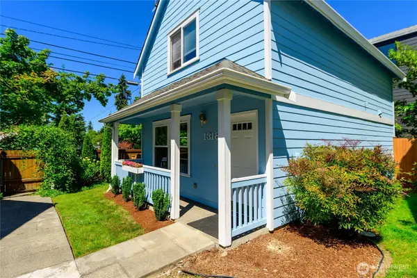 1318 N 184th Court #12, Shoreline, WA 98177