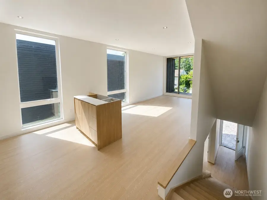 4907 SW Canada Drive, Seattle, WA 98136 - #3