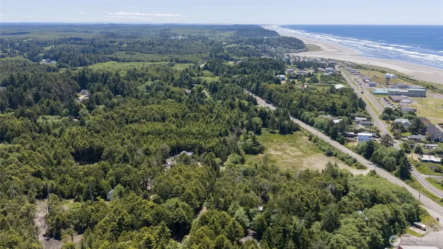 8 Biggs Avenue #8, 9, Pacific Beach, WA 98550 - #3