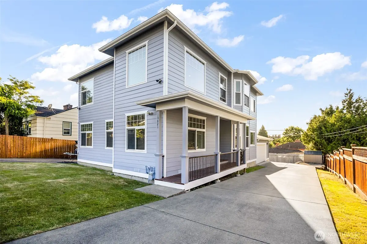 10821 Crestwood Drive S, Seattle, WA 98178 - #1