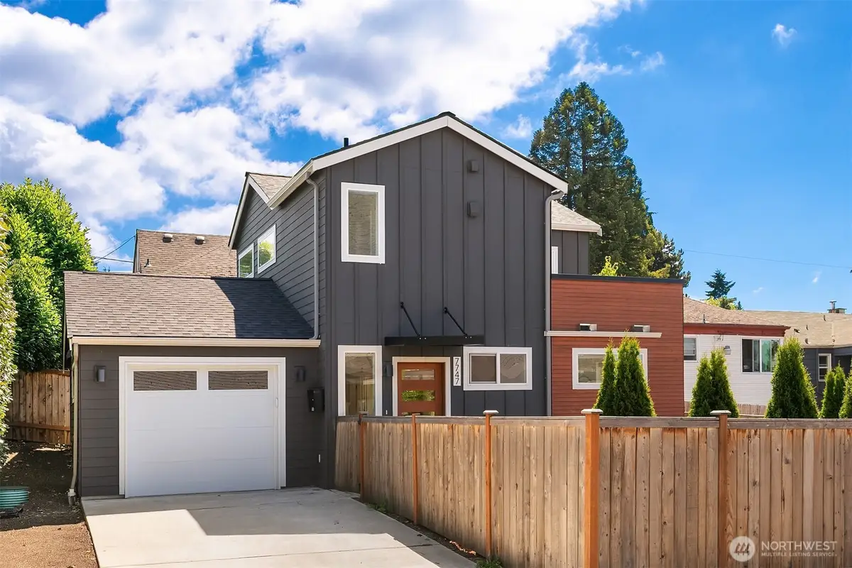 7747 2nd Avenue Ne, Seattle, WA 98115 - #1