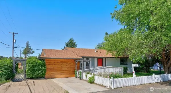 206 Maxwell Street, Davenport, WA 99122