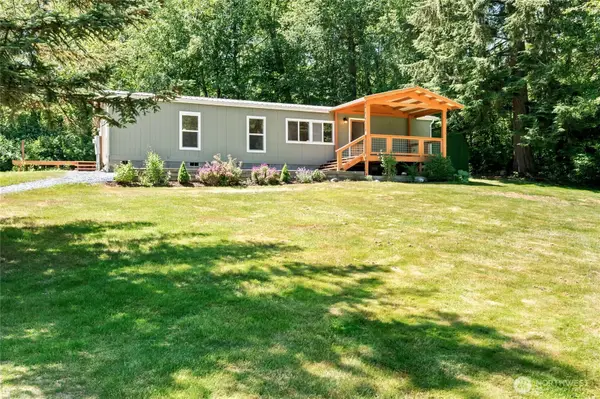 111 Shallow Shore Road, Bellingham, WA 98229