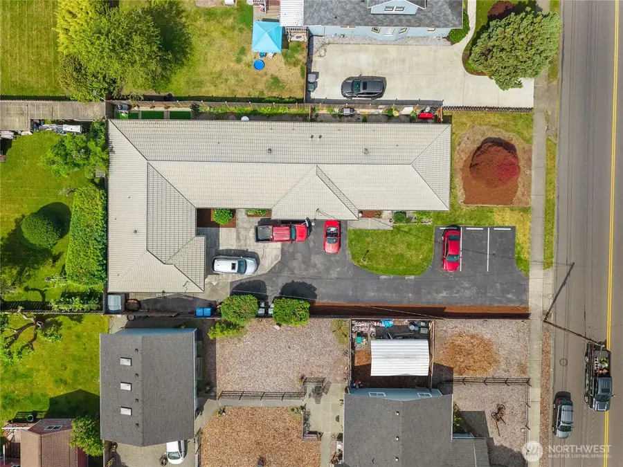 1010 W Pioneer, Puyallup, WA 98371 - #3